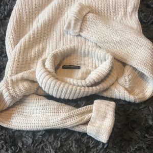 Brandy Melville Knit Sweater